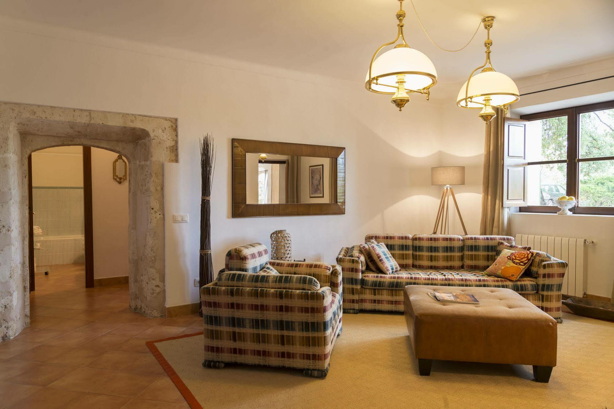 Finca Es Llobets - Adults Only El Estanyol Kültér fotó